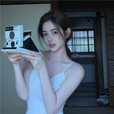 哈啰,我叫朵莉丝